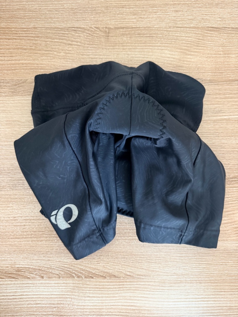 Pearl Izumi Black Athletic Cycling Shorts